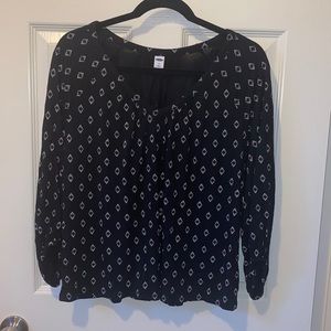 Old Navy long sleeve v neck knit blouse